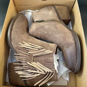 Born Dani Bootie, Sz 8.5 Brown, New In Box